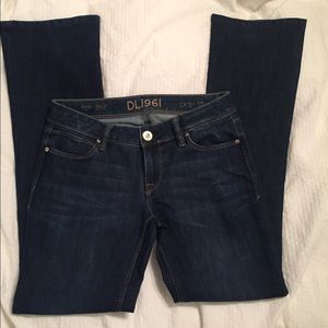 DL1961 petite slim bootcut stretch jeans